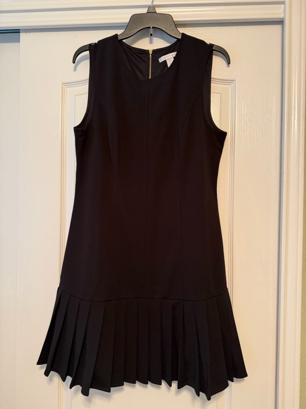 London Times Black Sleeveless Pleated-Hem Mini Dress